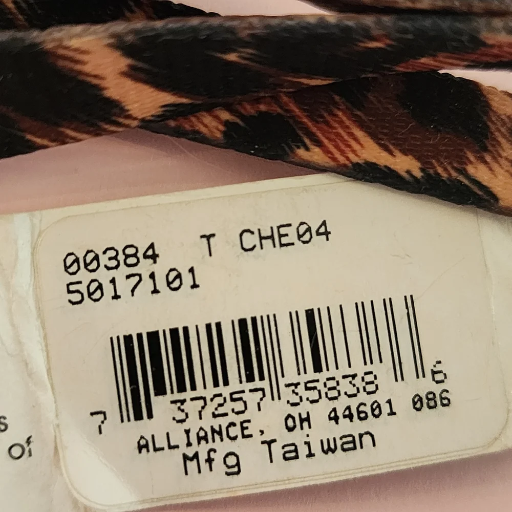 Whisker City cat lead, 4 ft. Length, the tiger print.